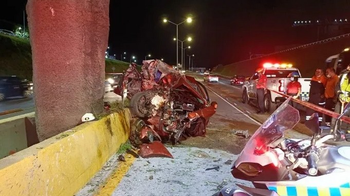 Paso a desnivel de Periférico Norte y Belenes.