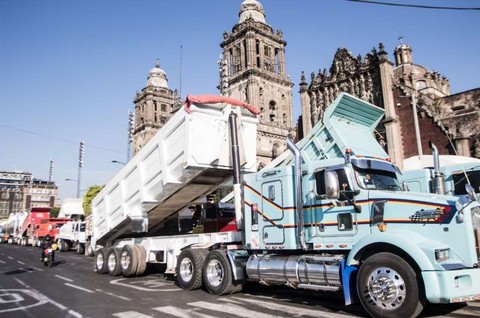 Bloqueo en el Zócalo.