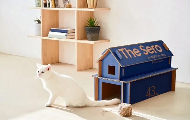 Casa para gato de empaque de cartón.