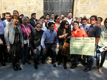 Protesta ante el Congreso de Jalisco.