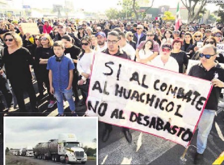 Protesta en la Minerva.