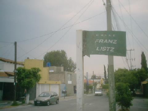 Calle Franz Liszt