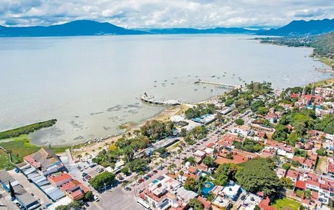 Malecón de Chapala.