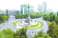 Manifestantes en El Angel.