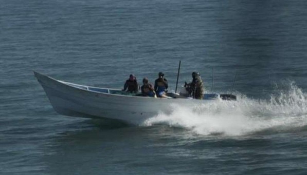 Pescadores furtivos atacan a balazos barco en hábitat de vaquita marina.