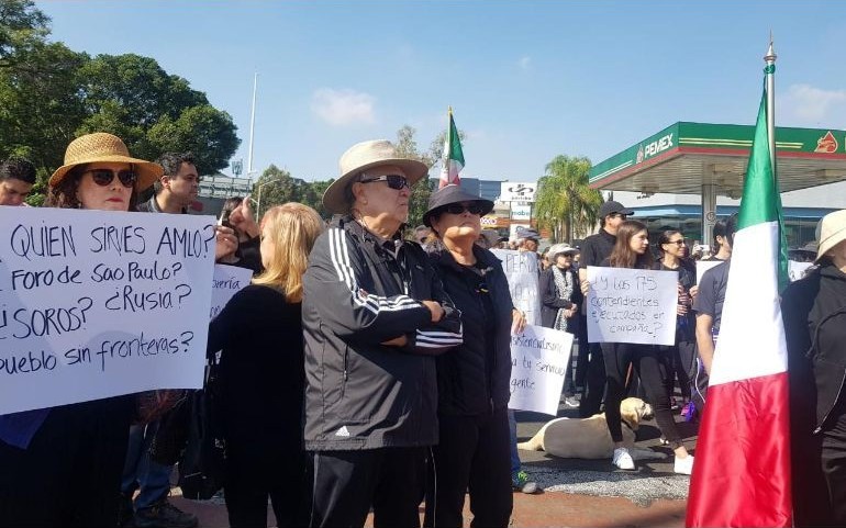 Protesta contra López Obrador.