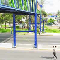 Puente peatonal de adorno