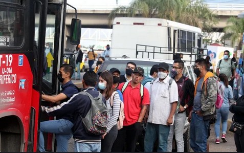 El transporte pblico ha destacado como un lugar de alto riesgo de contagio.